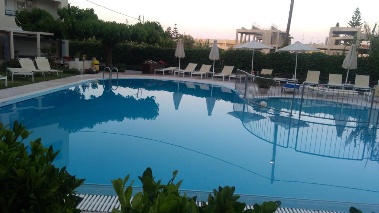 Melina Beach Apart otel Platanés Dış mekan fotoğraf