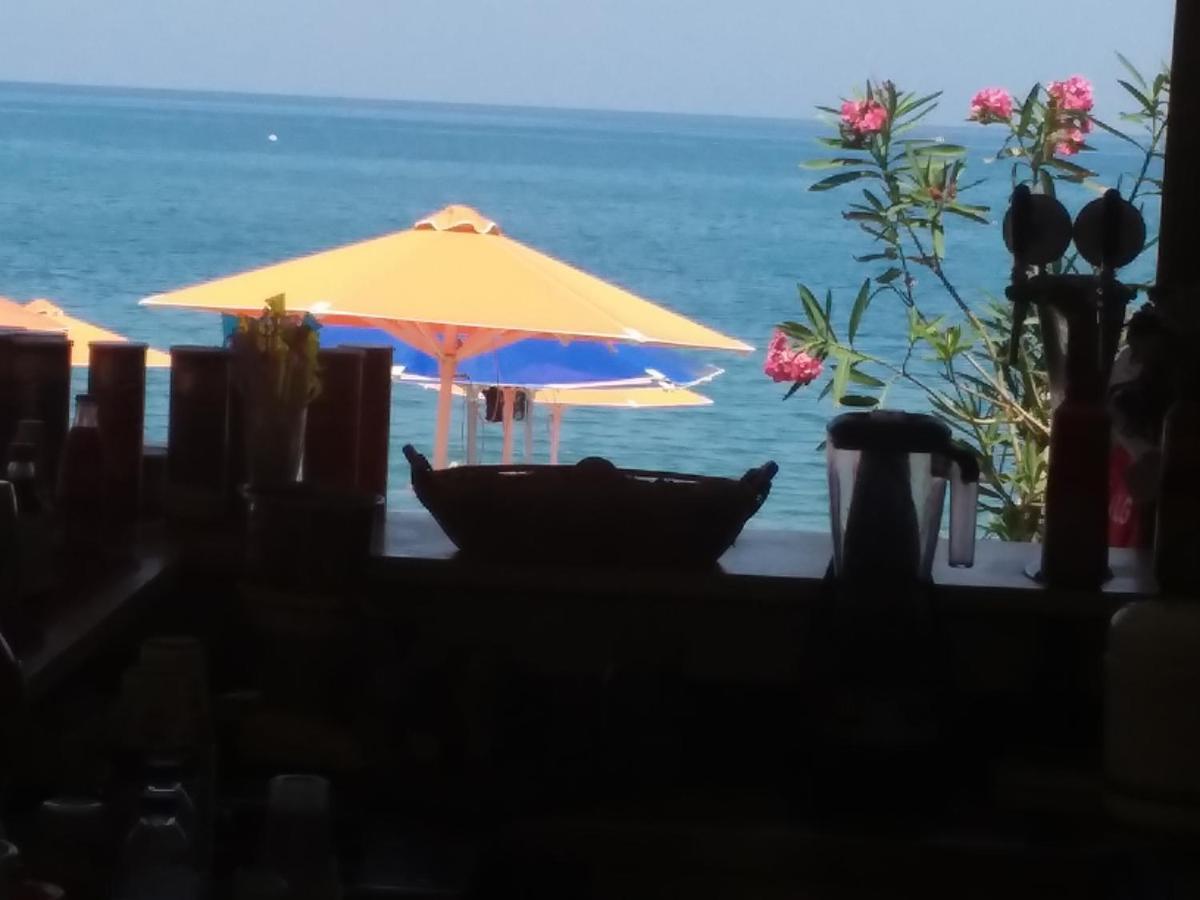 Melina Beach Apart otel Platanés Dış mekan fotoğraf