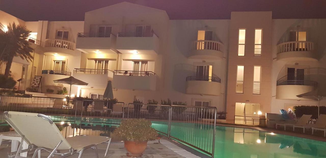 Melina Beach Apart otel Platanés Dış mekan fotoğraf