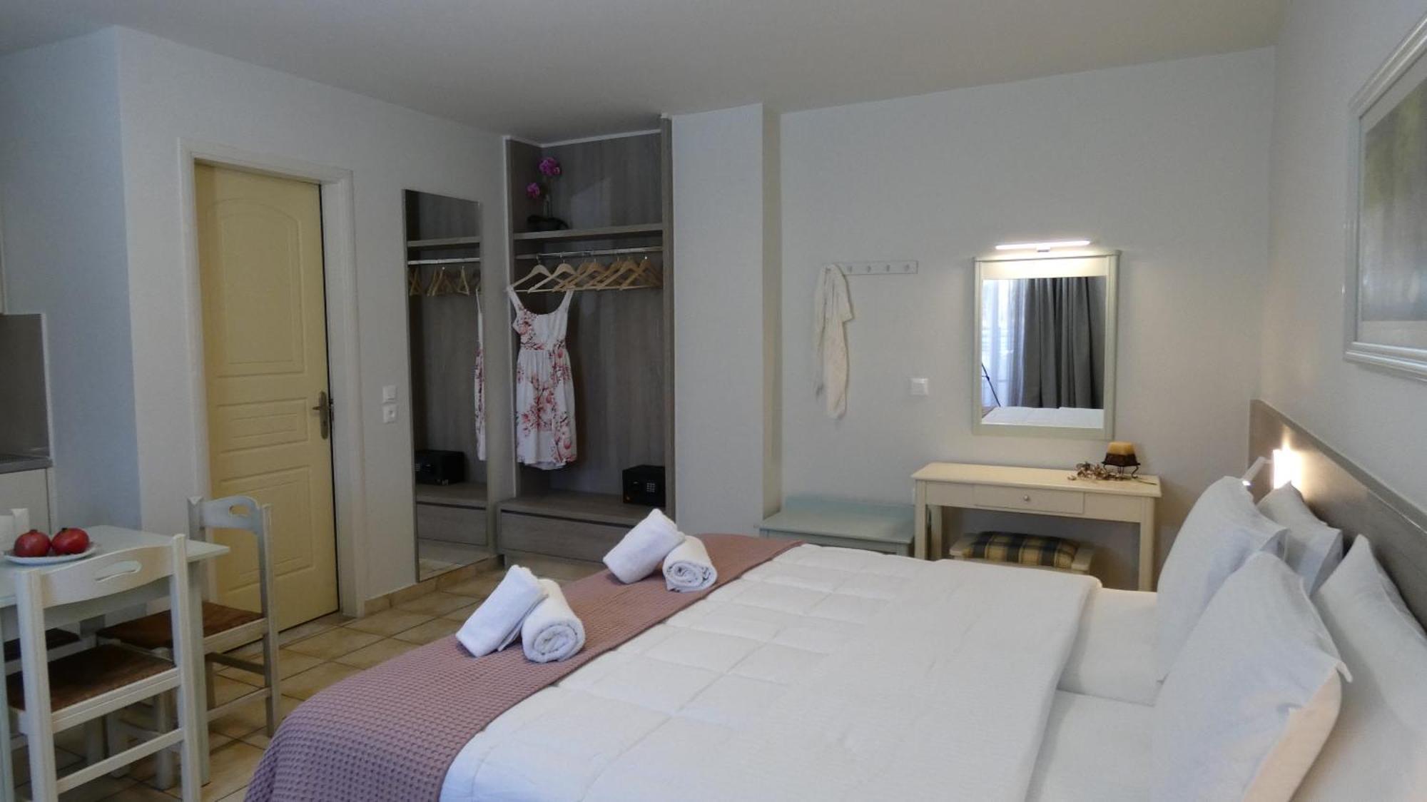 Melina Beach Platanés Dış mekan fotoğraf